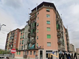 Bilocale in Vendita a Limbiate, 33'000&euro;, 44 m²