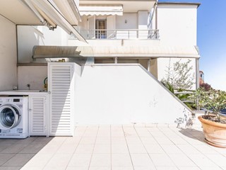 Bilocale in Vendita a Empoli, zona Ponzano, 160'000&euro;, 42 m², con Box