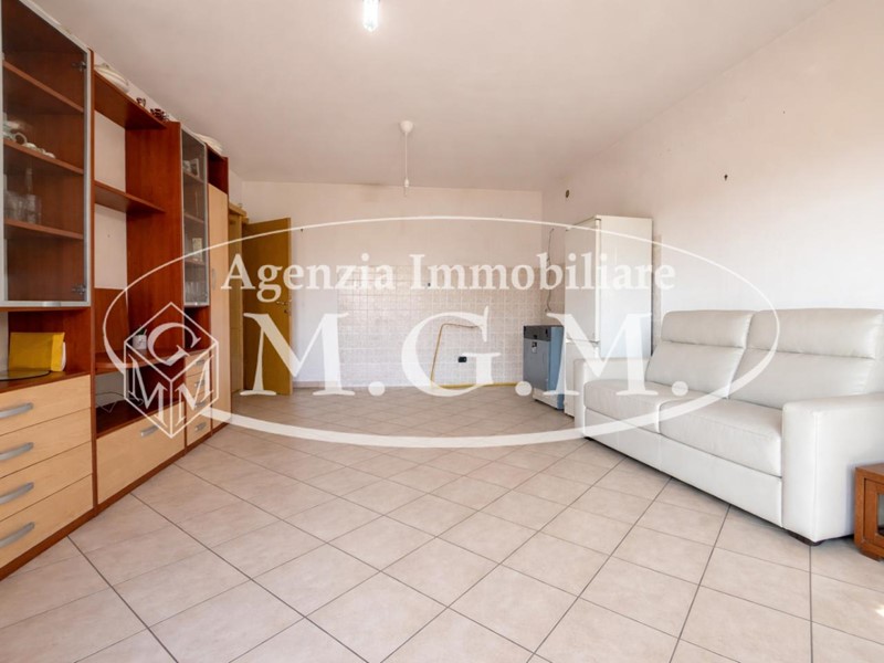 Trilocale in Vendita a Calcinaia, 168'000&euro;, 64 m²