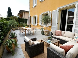 Bilocale in Vendita a Lucca, zona San Concordio Contrada, 160'000&euro;, 40 m², arredato, con Box
