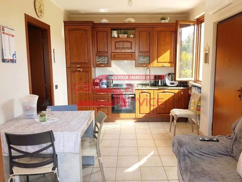 Bilocale in Vendita a Buggiano, zona Borgo a Buggiano, 85'000&euro;, 45 m², arredato, con Box
