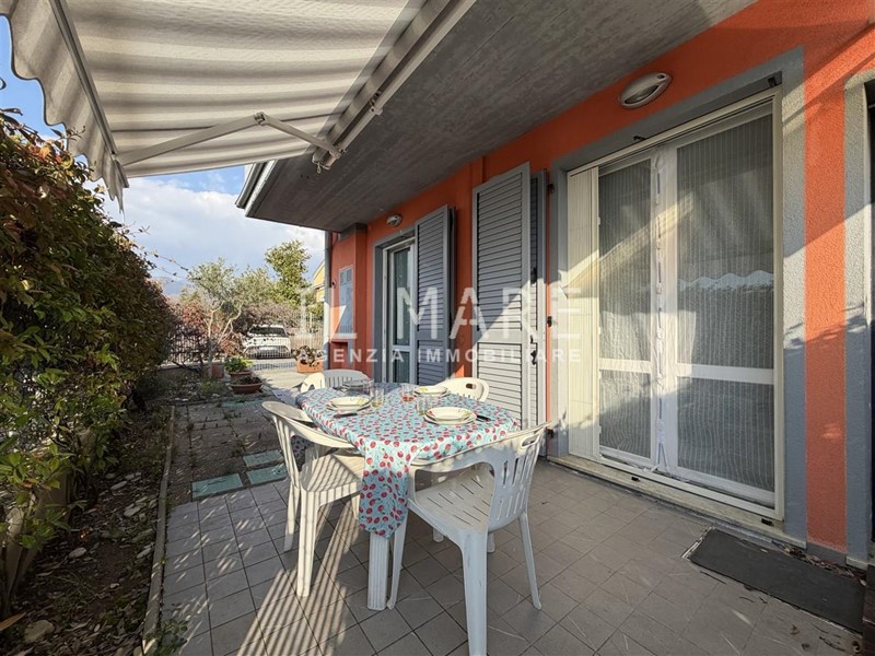 Quadrilocale in Vendita a Massa, zona Marina di Massa, 320'000&euro;, 70 m², arredato