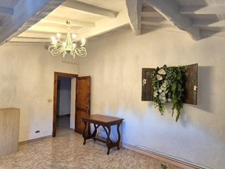 Appartamento in Vendita a Calci, 260'000&euro;, 340 m²