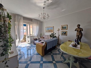 Appartamento in Vendita a Piombino, 220'000&euro;, 110 m², con Box