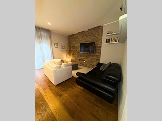 Appartamento in Vendita a Casteggio, 225'000&euro;, 160 m²