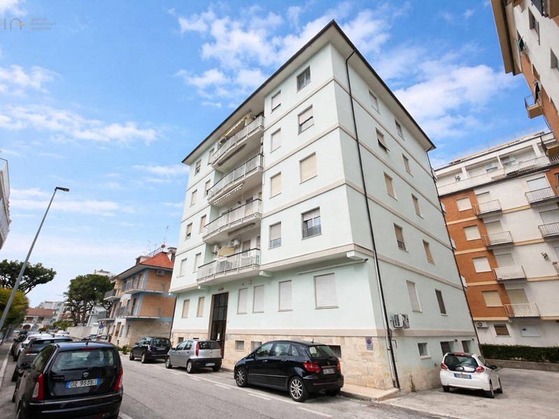 Quadrilocale in Affitto a San Benedetto del Tronto, 850&euro;, 80 m²