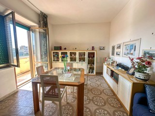 Trilocale in Vendita a Capua, 56'000&euro;, 92 m², con Box