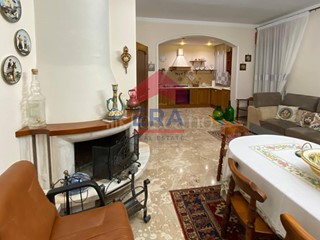 Appartamento in Vendita a Custonaci, 105'000&euro;, 208 m²