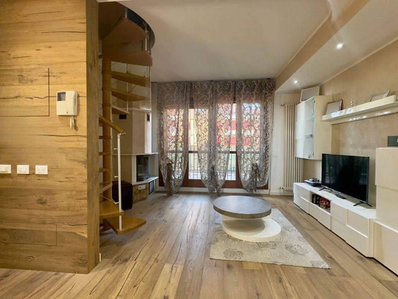 Attico in Vendita a Desio, 259'000&euro;, 102 m²