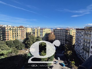 Appartamento in Affitto a Napoli, 1'900&euro;, 170 m², arredato