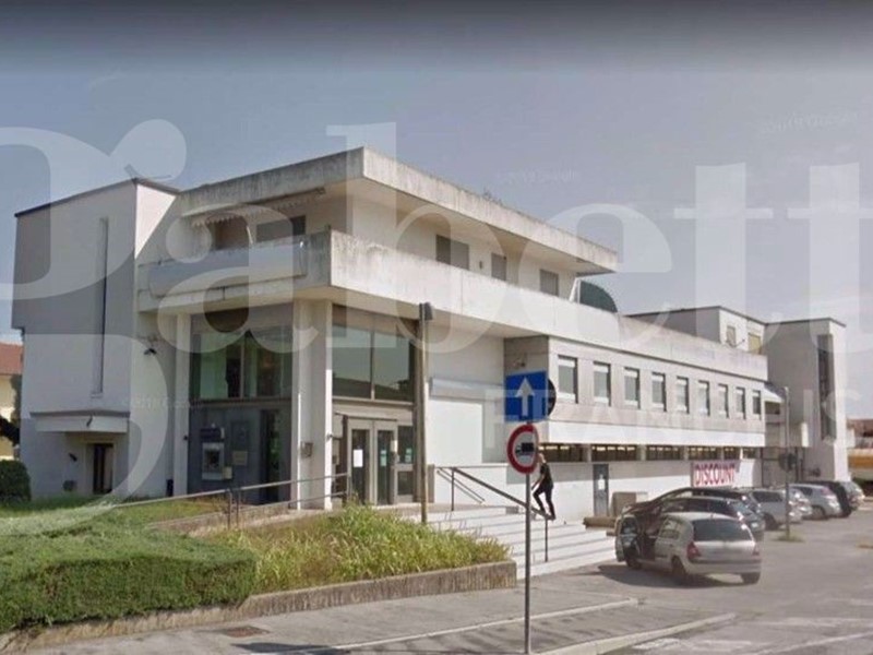 Appartamento in Affitto a Villaverla, 1'000&euro;, 150 m², con Box