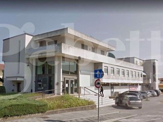 Appartamento in Affitto a Villaverla, 1'000&euro;, 150 m², con Box