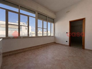 Quadrilocale in Vendita a Manduria, 135'000&euro;, 170 m²