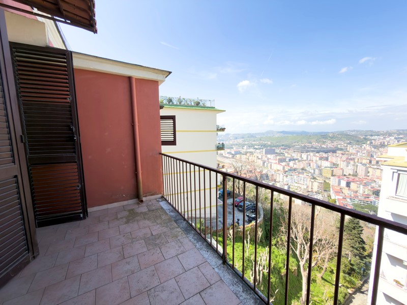 Trilocale in Vendita a Napoli, 500'000&euro;, 95 m²