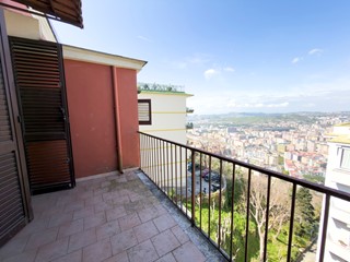 Trilocale in Vendita a Napoli, 500'000&euro;, 95 m²