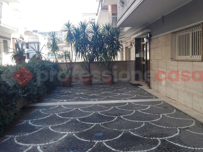 Quadrilocale in Affitto a Roma, 2'000&euro;, 149 m²