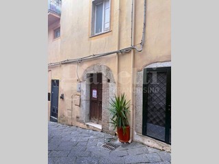 Bilocale in Vendita a Venafro, 45'000&euro;, 82 m²