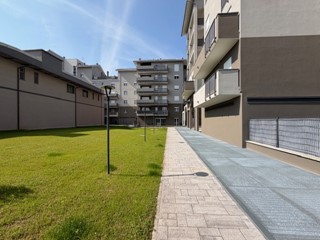 Trilocale in Vendita a Paderno Dugnano, 318'000&euro;, 100 m², con Box