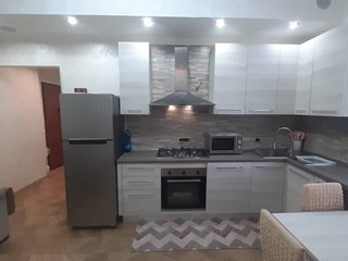 Trilocale in Vendita a Somma Lombardo, 150'000&euro;, 75 m², arredato