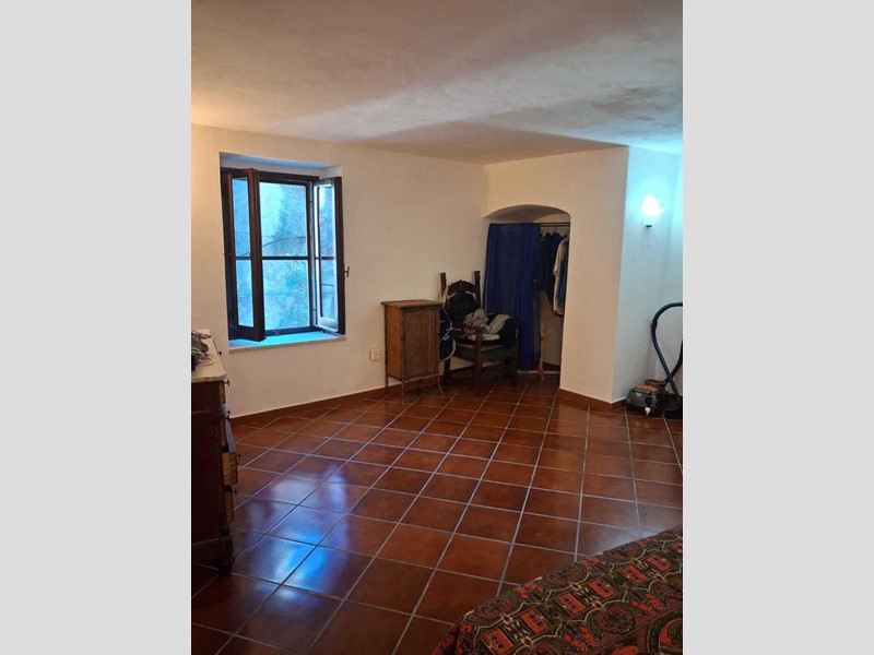 Appartamento in Vendita a Vico del Gargano, 120'000&euro;, 200 m²