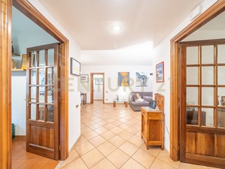 Appartamento in Vendita a Roma, 337'000&euro;, 117 m²