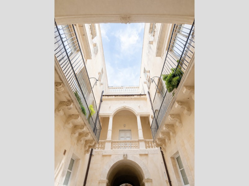 Trilocale in Affitto a Siracusa, 900&euro;, 110 m², arredato