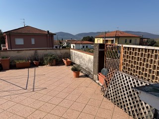 Appartamento in Vendita a Castelnuovo Magra, 170'000&euro;, 120 m²