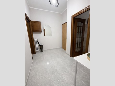 Trilocale in Affitto a Milano, 600&euro;, 18 m²
