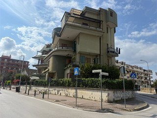 Quadrilocale in Vendita a Acerra, 195'000&euro;, 160 m²