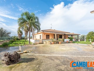 Appartamento in Vendita a Palermo, 380'000&euro;, 200 m²