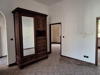 Quadrilocale in Vendita a Bagni di Lucca, 75'000&euro;, 65 m²
