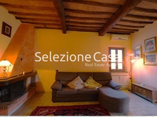 Appartamento in Vendita a San Miniato, zona Stibbio, 220'000&euro;, 246 m², arredato