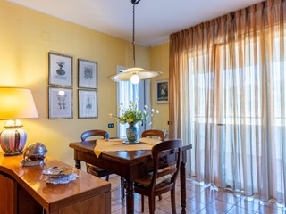 Appartamento in Vendita a Cascina, 170'000&euro;, 97 m², con Box