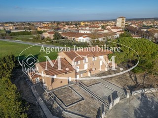 Appartamento in Vendita a Bientina, 338'000&euro;, 152 m²