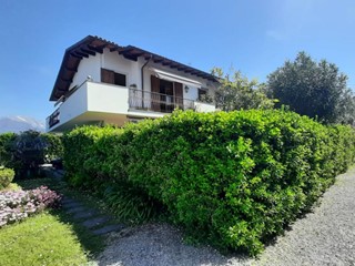 Appartamento in Vendita a Seravezza, zona Querceta, 360'000&euro;, 70 m², arredato