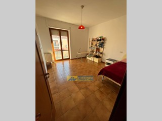 Appartamento in Affitto a Chieti, 210&euro;, 100 m²