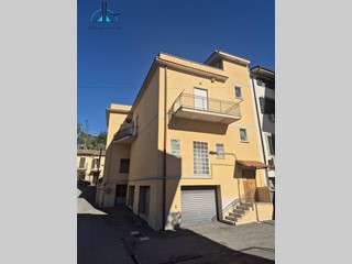 Bilocale in Affitto a Fara in Sabina, 550&euro;, 40 m²