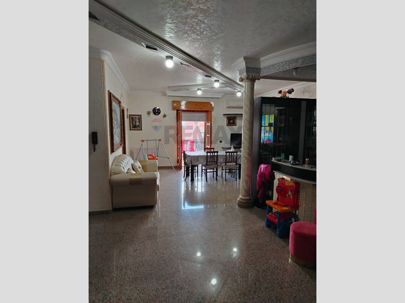 Appartamento in Vendita a Gela, 120'000&euro;, 153 m²