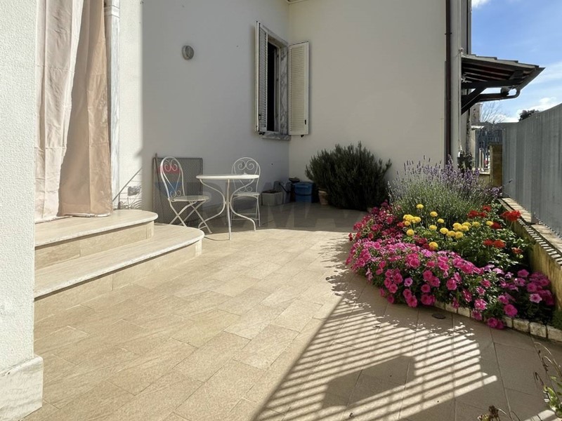 Quadrilocale in Vendita a Seravezza, 320'000&euro;, 73 m²