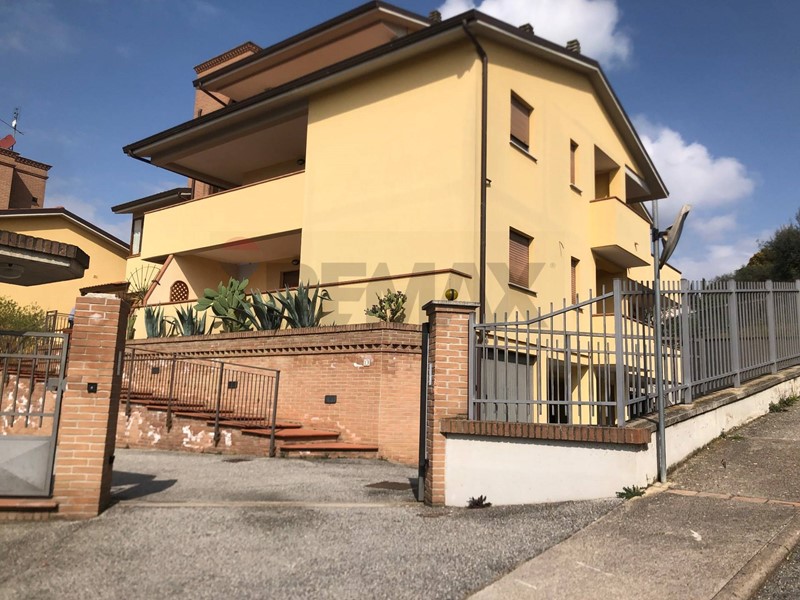 Trilocale in Vendita a Magione, 139'000&euro;, 70 m²