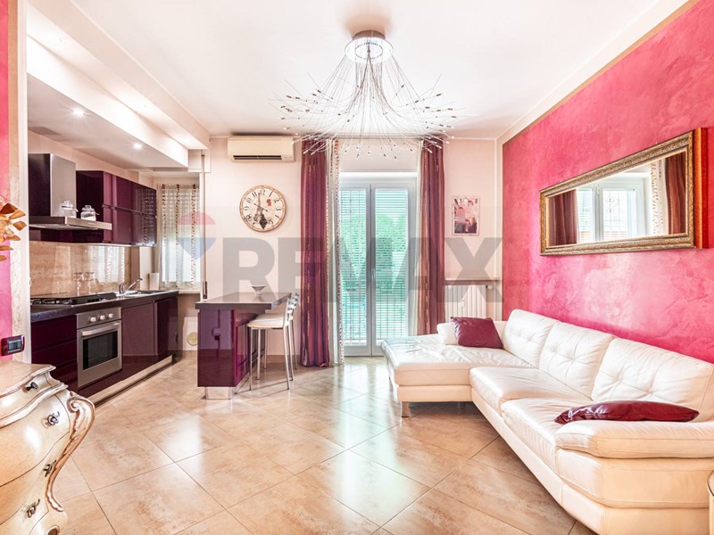 Bilocale in Affitto a Rozzano, 650&euro;, 61 m²