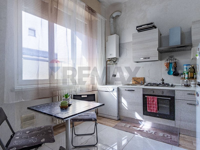 Bilocale in Vendita a Seregno, 135'000&euro;, 80 m²