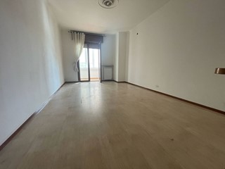 Trilocale in Affitto a Piacenza, 600&euro;, 113 m²