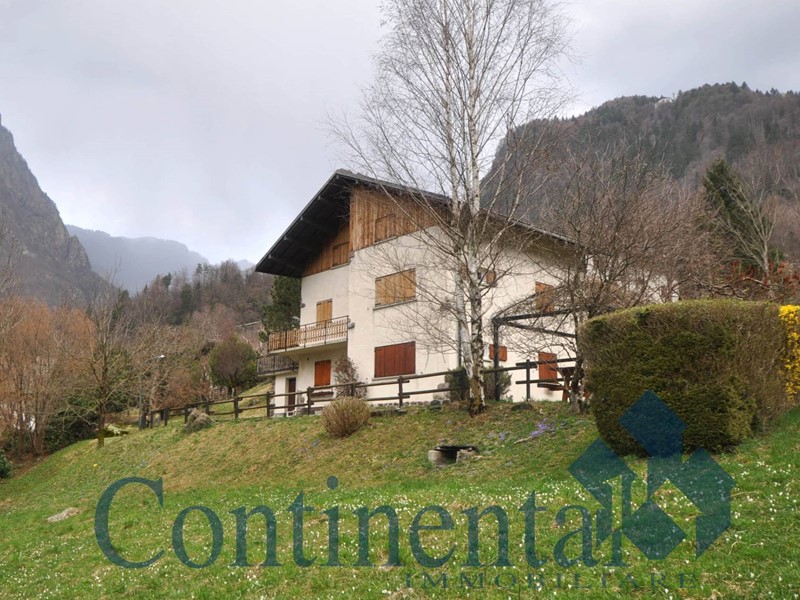 Quadrilocale in Vendita a Roncobello, 49'900&euro;, 70 m²