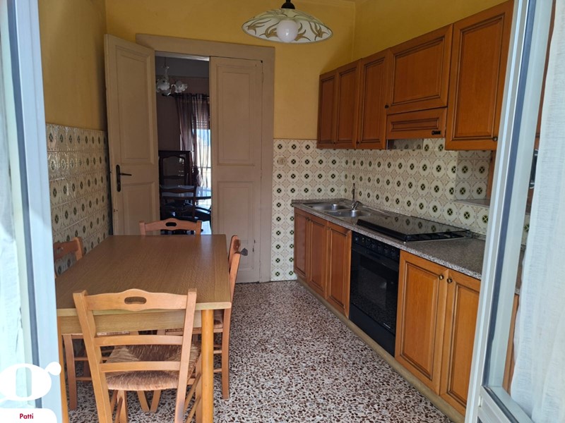 Trilocale in Vendita a Patti, 116'000&euro;, 100 m²