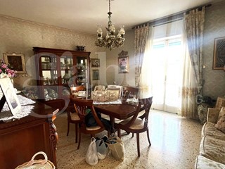 Quadrilocale in Vendita a Grumo Nevano, 118'000&euro;, 118 m²