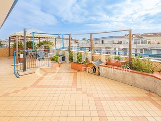 Trilocale in Vendita a Mugnano di Napoli, 168'000&euro;, 70 m²