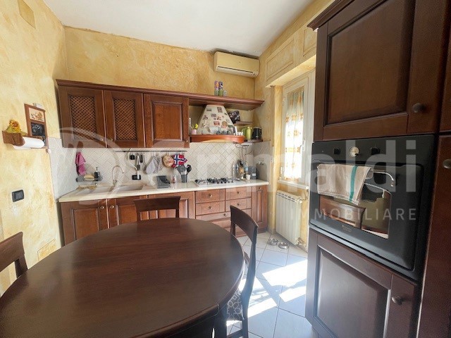 Trilocale in Vendita a Fonte Nuova, 119'000&euro;, 60 m²