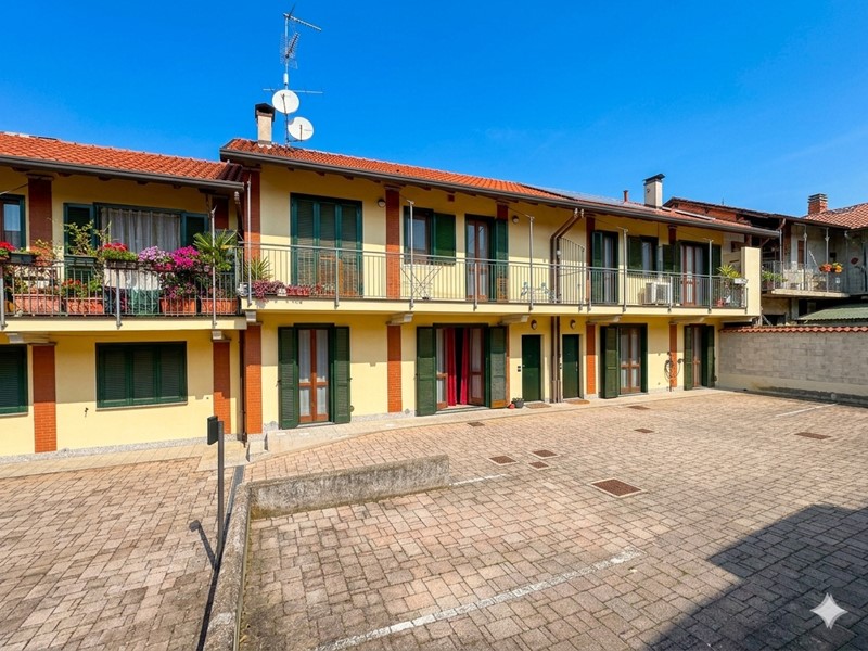 Trilocale in Vendita a Inveruno, 198'000&euro;, 100 m²
