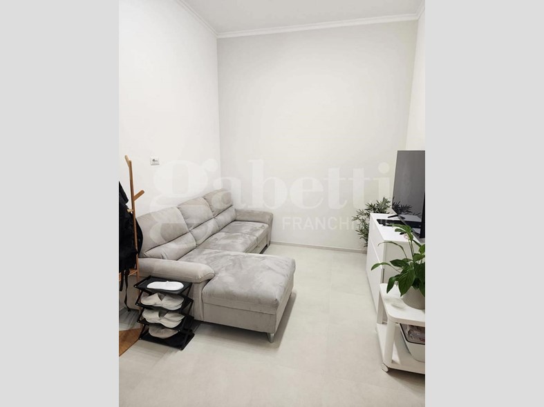Trilocale in Vendita a Bari, 180'000&euro;, 80 m², arredato